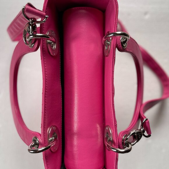 Christian Dior Lady Dior Medium Cannage Lambskin Bag - Picture 3 of 14